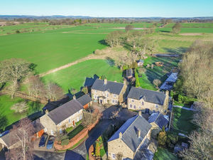 Photo 27- click for photo gallery